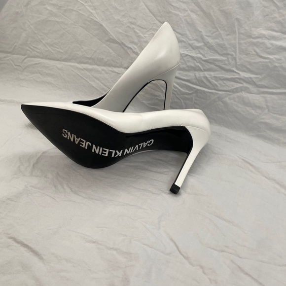 Calvin Klein White Pointed-Toe Heels - Picture 3 of 6